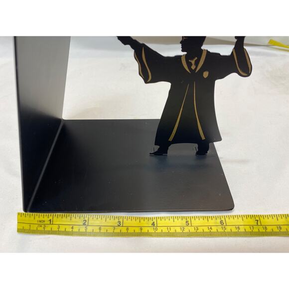 Hallmark Wizarding World Harry Potter Bookends - Picture 6 of 11